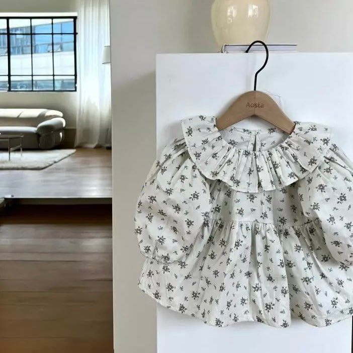 Olivia Blouse – Zarte Eleganz für besondere Momente –