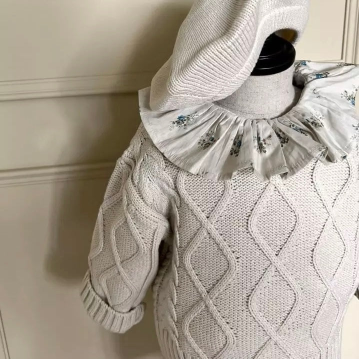 Olivia Blouse – Zarte Eleganz für besondere Momente –