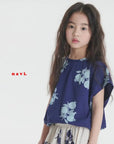 Pomegranate Tee – Locker geschnittenes T-Shirt mit floralem Print –