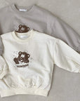 Pop Bear Sweatshirt – Verspieltes Design mit coolem Bären - Print –