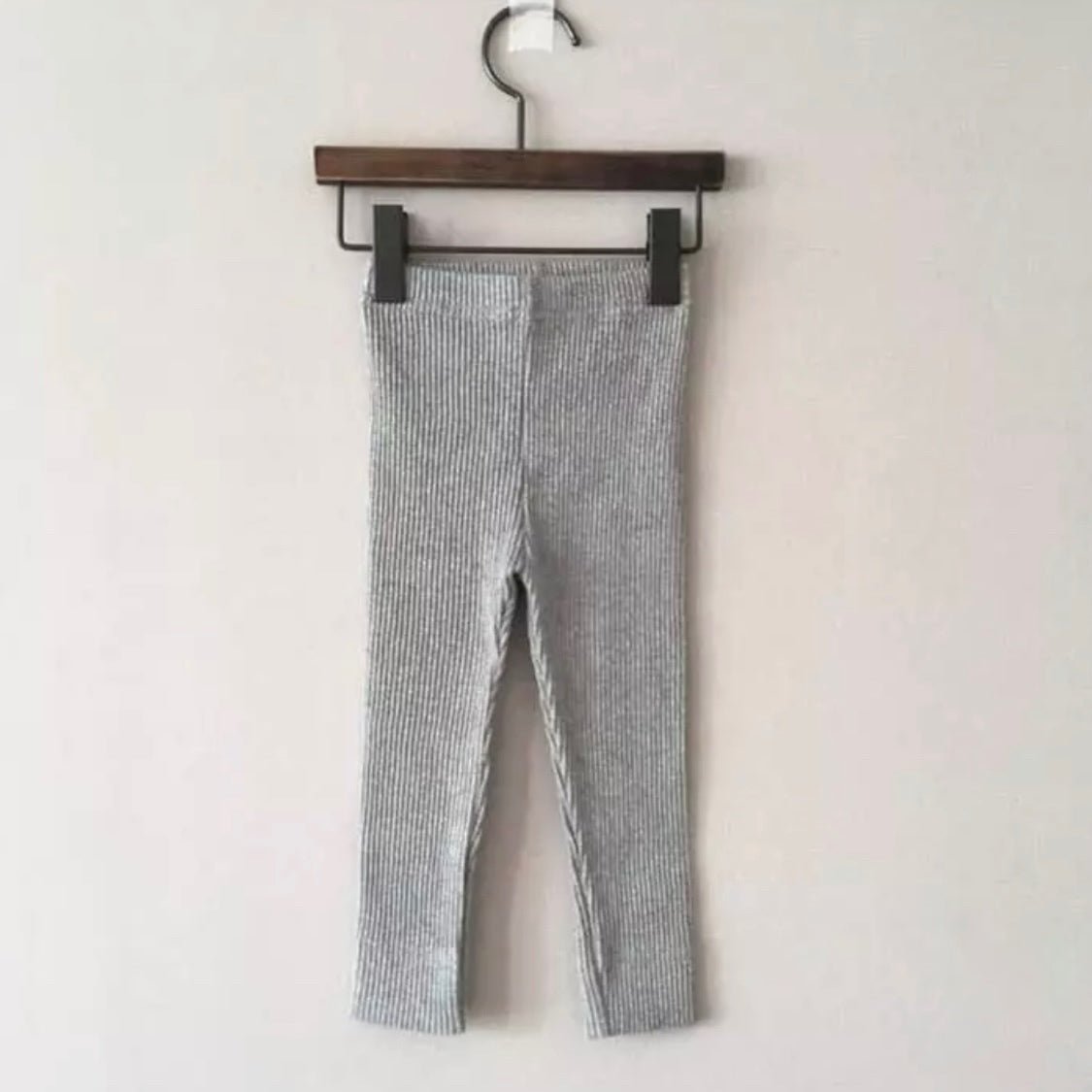 Ribbed Basic Leggings – Bewährt & Bequem –