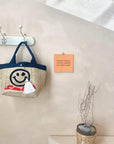 Smile Bag – Fröhlich & robust für unterwegs –