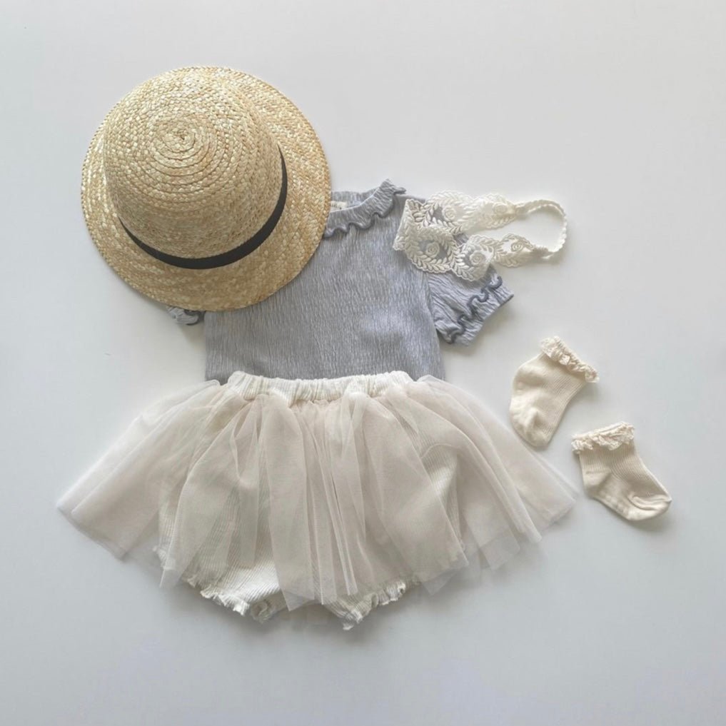 Tulip Tee – Zartes Kragendetail & weicher Tragekomfort –
