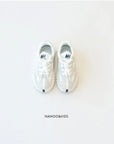 725 Sneakers