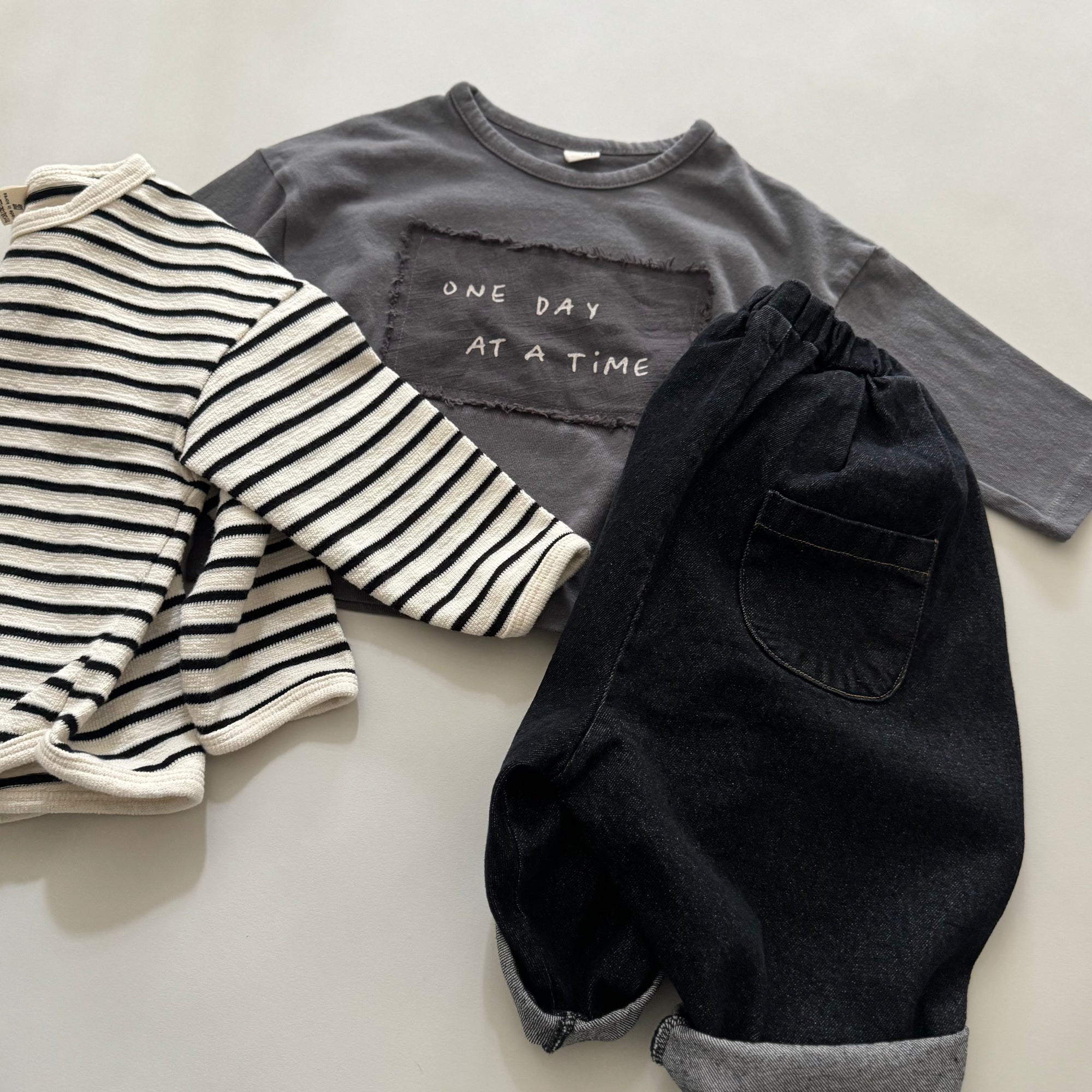 One Day Tee – Statement-Shirt mit cooler Botschaft