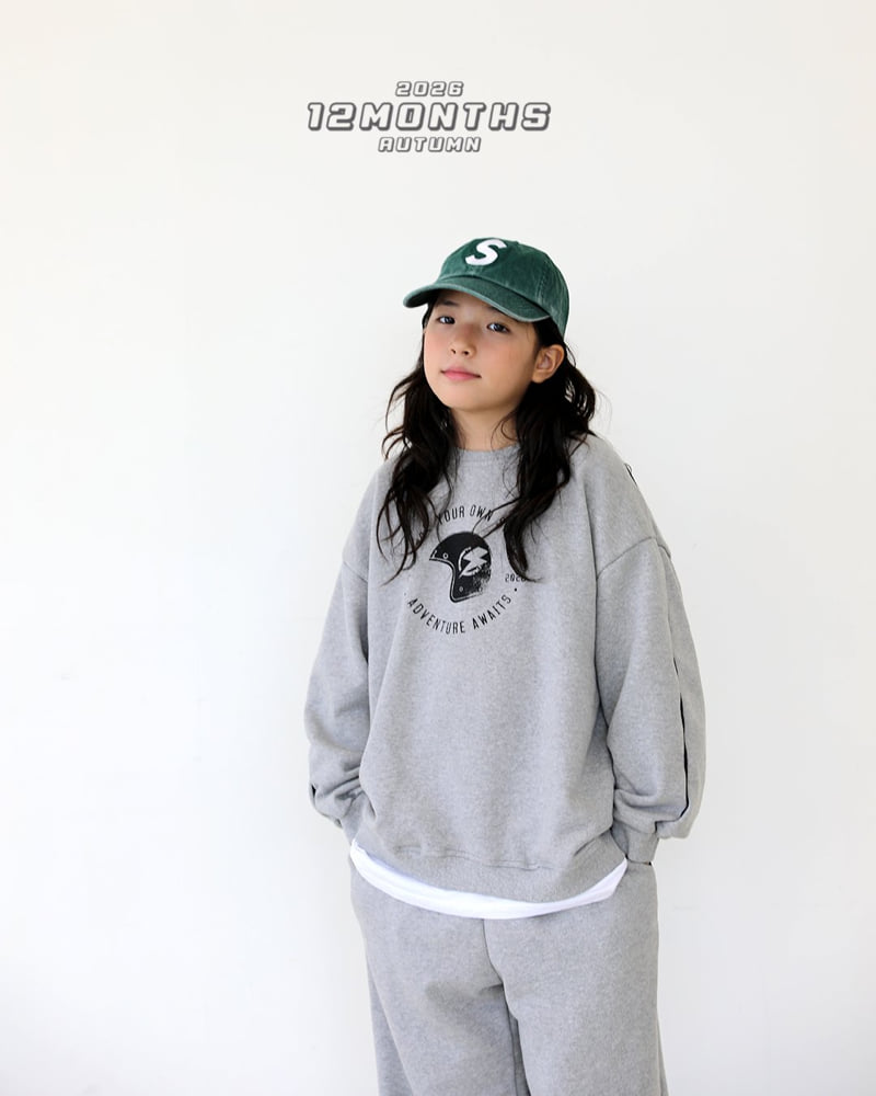 Little Foxx – Helmet Sweatshirt