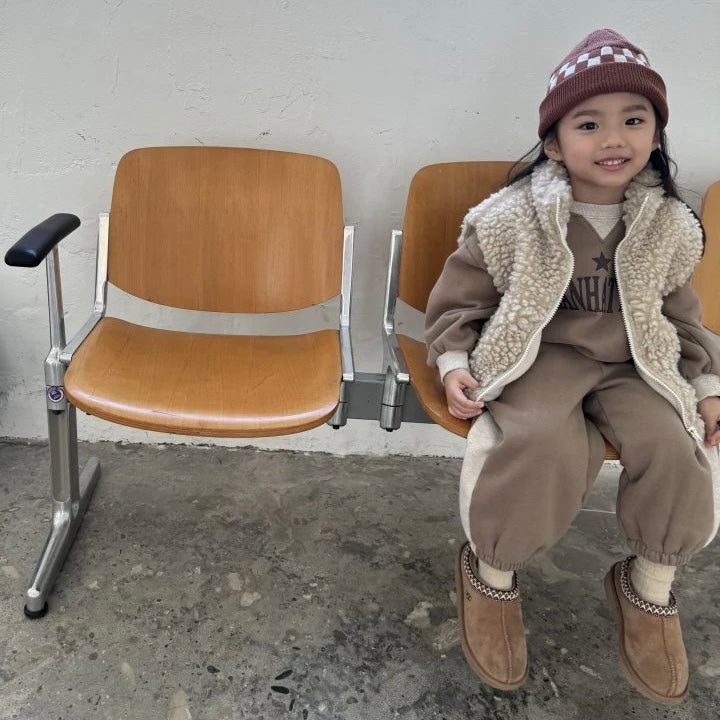 Oversized Fleece Vest