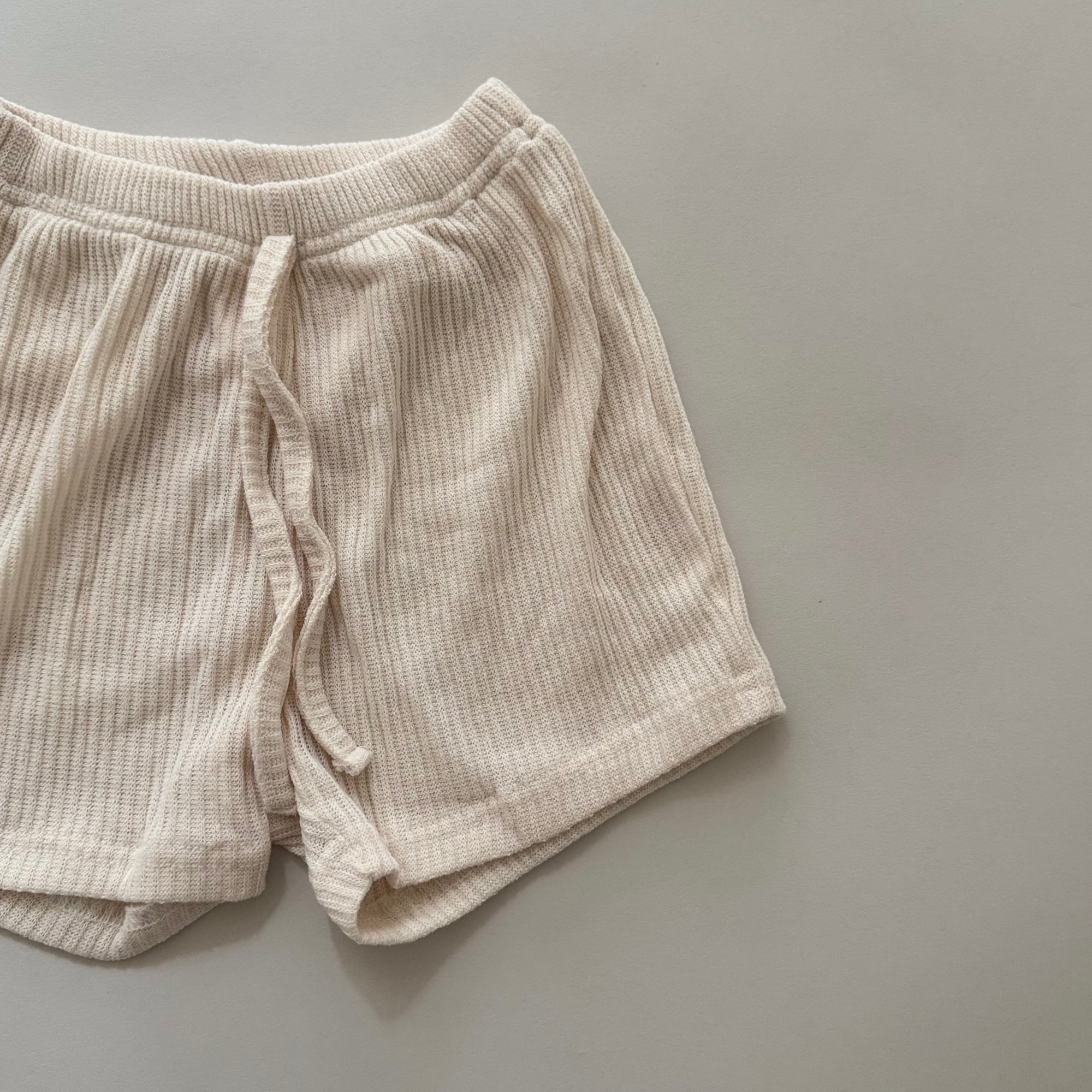 Light Knit Rib Shorts – Luftige Ripp-Shorts für den Sommer
