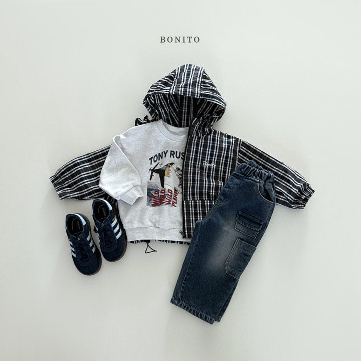 Windbreaker Hoodie Jumper (with Mom)