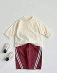 Stripe Track Pants – Weite Hose mit sportlichem Detail
