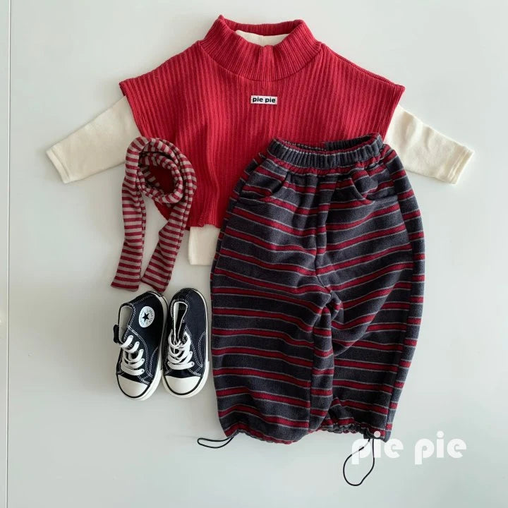 Ribbed Turtleneck Cape