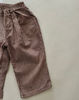 Brownie Line Pants – Weite Hose mit feinen Streifen
