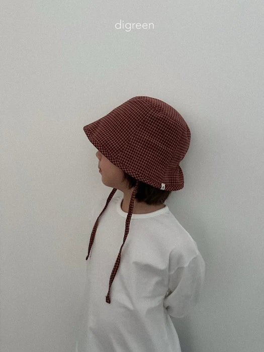Chest Hat
