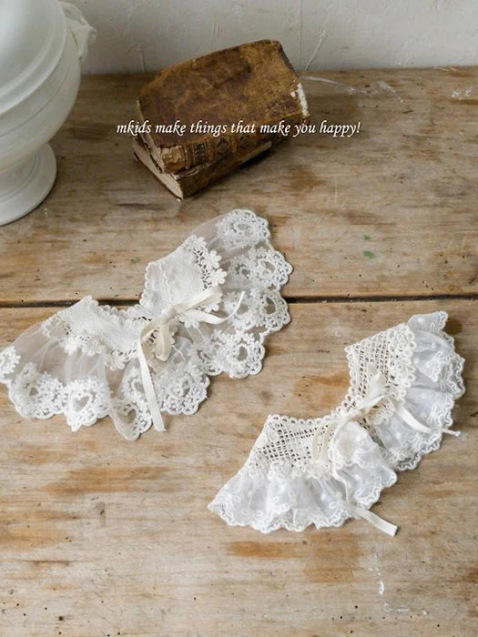 Little Foxx – Cecile Lace Cape