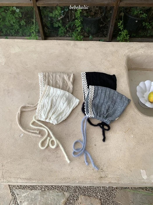 Little Foxx – Cable Knit Bonnet