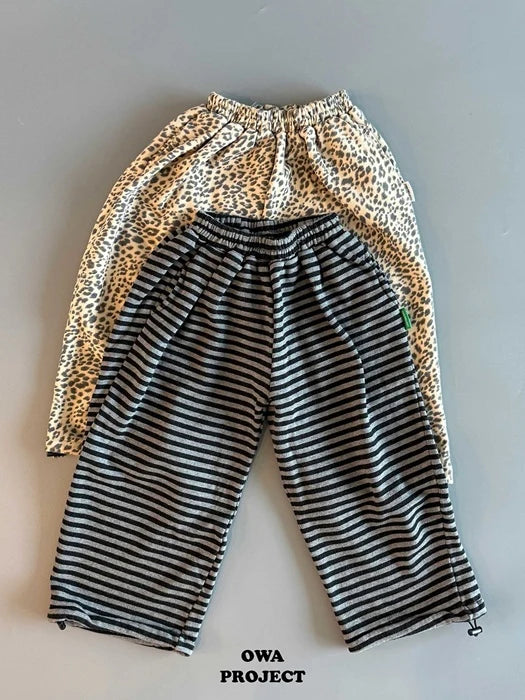 Little Foxx – Graphic String Pants