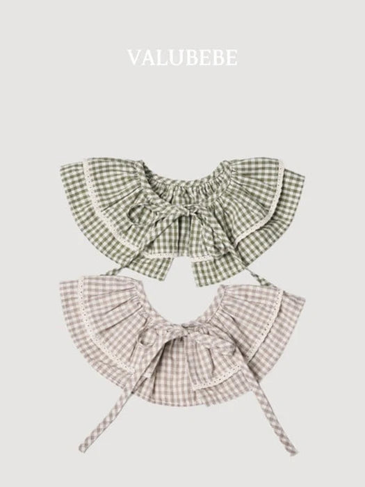 Little Foxx – Frill Collar Cape