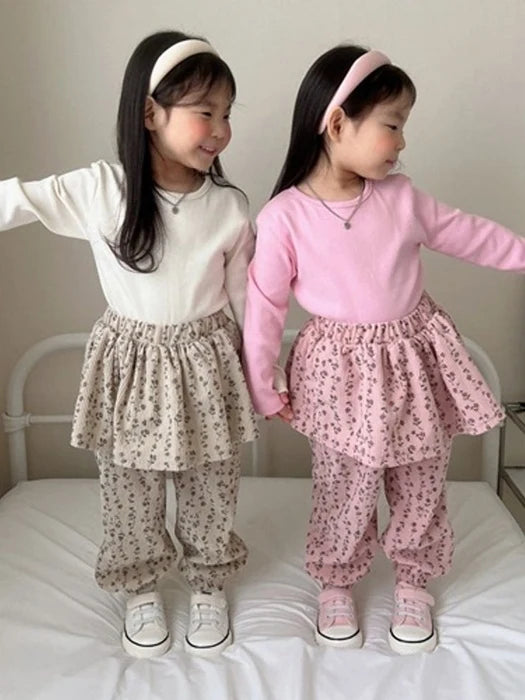 Little Foxx – Flower Frill Jogger Pants