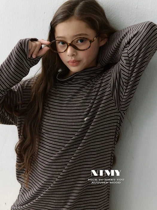 Little Foxx – Latte Turtleneck Tee
