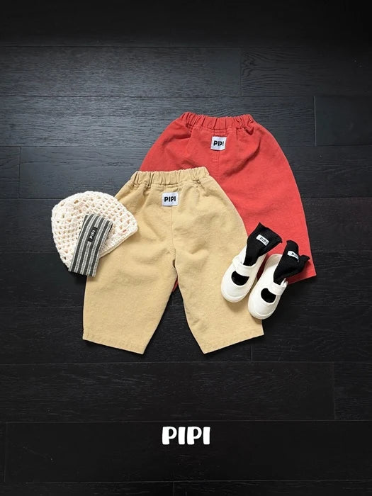 Little Foxx – Pipi Pants
