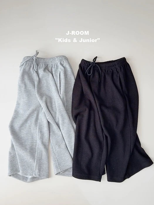 Little Foxx – Silky Ribbed Wide Pants