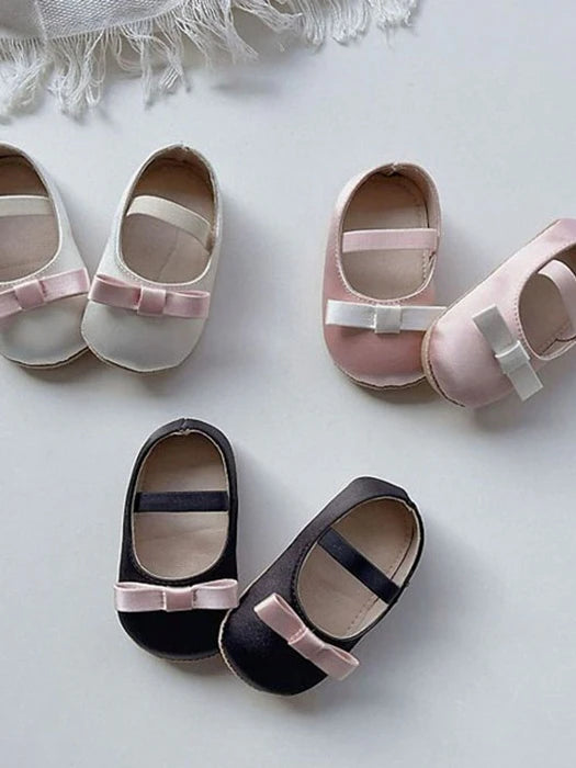 Little Foxx – Small Ribbon Angel Shoes