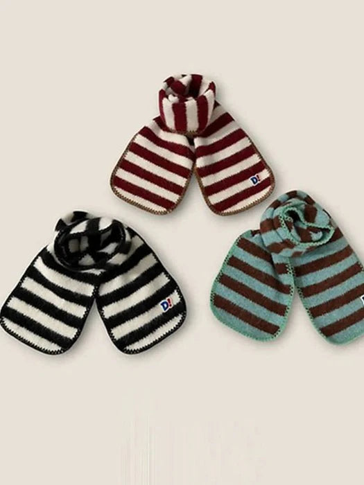 Little Foxx – DI Striped Muffler