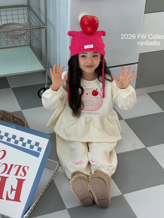 Little Foxx – Roll Cake Frill Sweatshirt