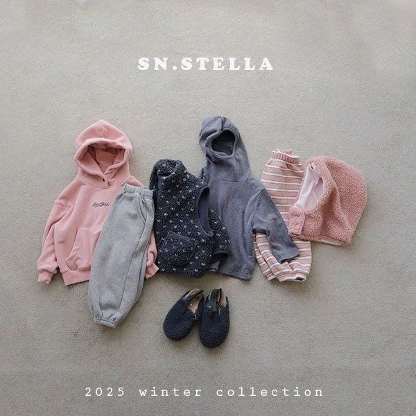 Tucked Fleece Jogger Pants