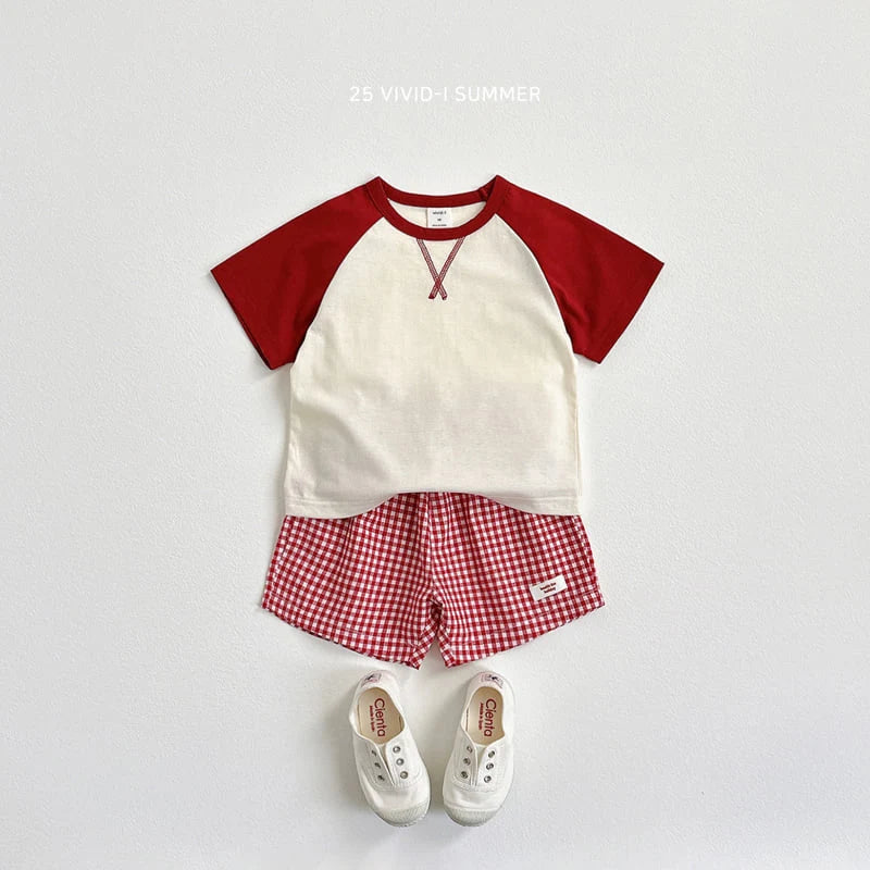 V-Stitch Raglan Tee
