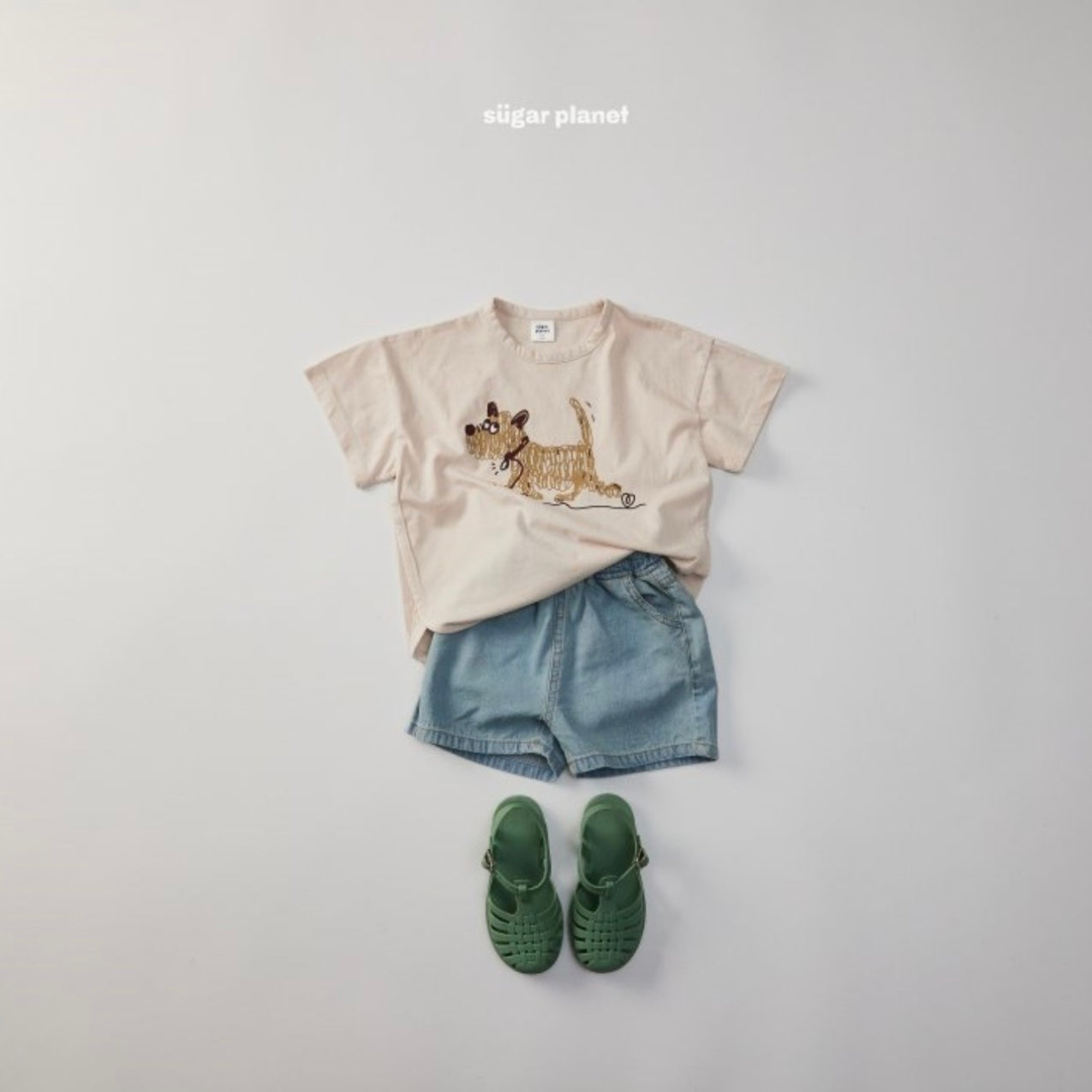 Kong Kong Tee
