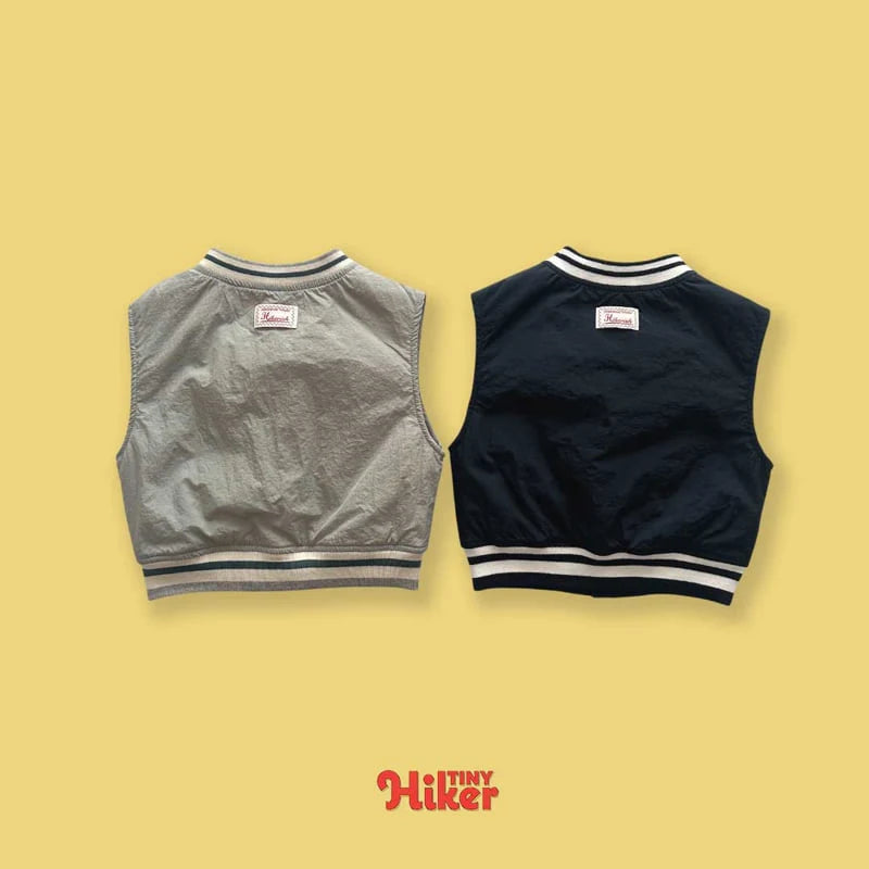 Cony Baseball Vest2_byLittleFox_jetztvorbestellen