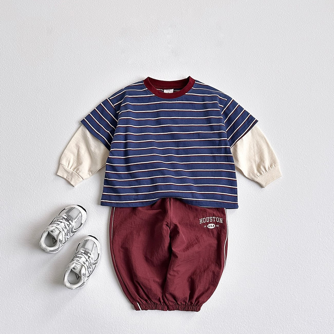 Double Layer Stripe Tee – Gestreiftes Shirt im 2-in-1 Look