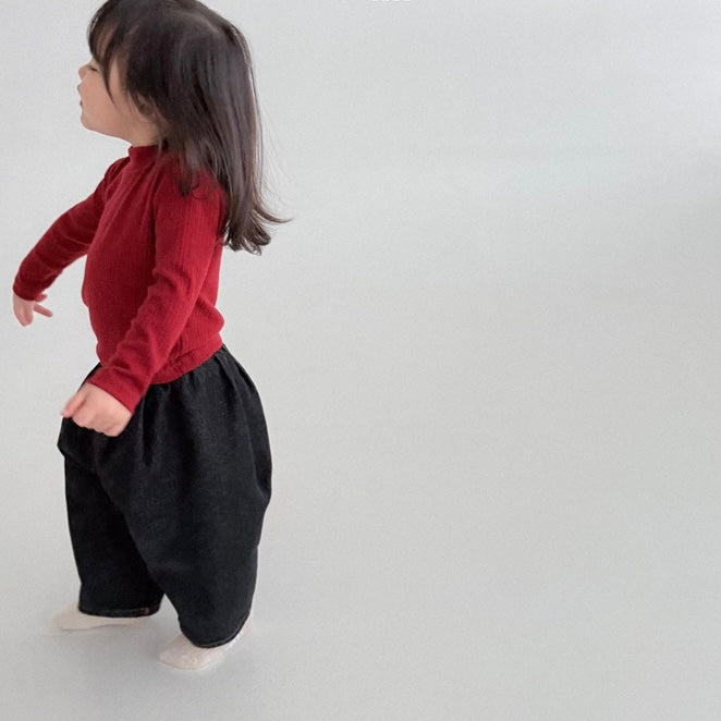 Finger Pants – Black Denim Edition der perfekte Mix aus Style &amp; Komfort