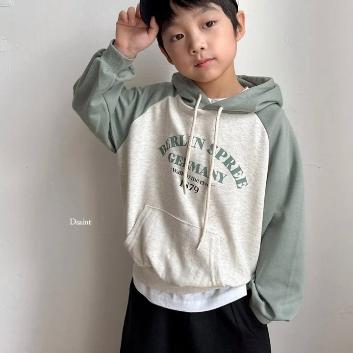 1879 Berlin Hoodie