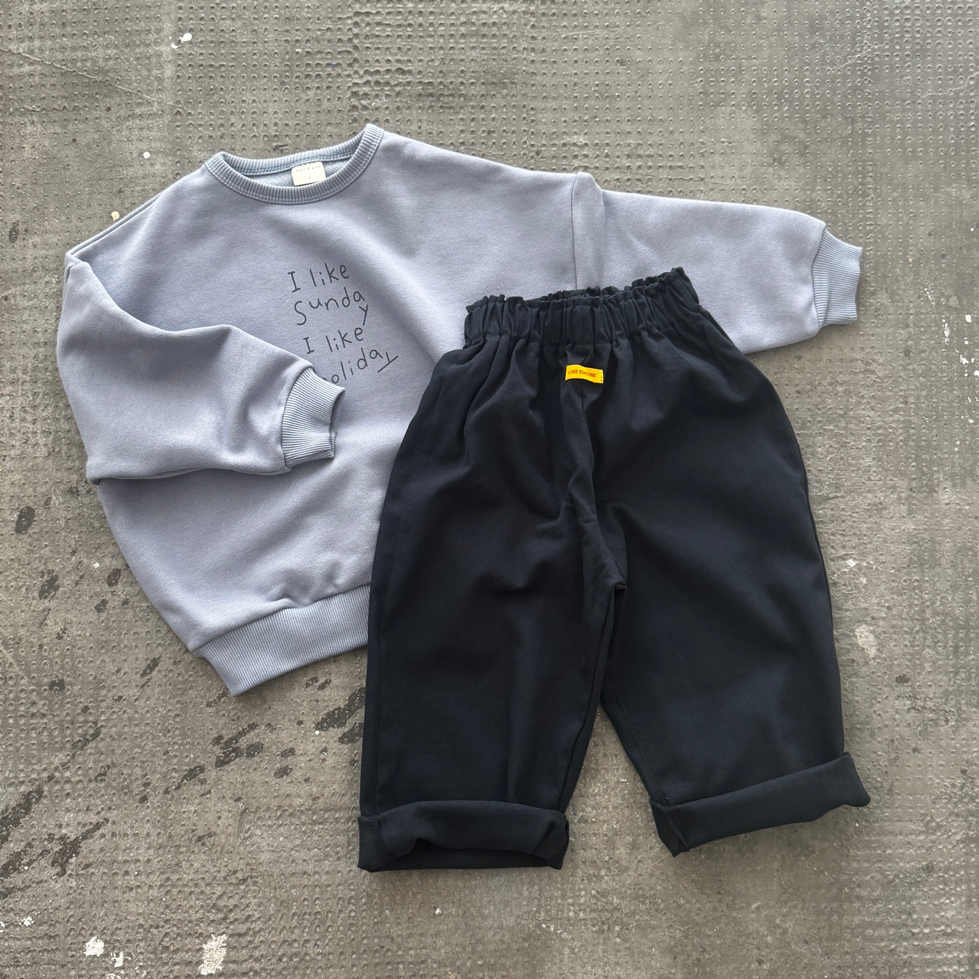 Relaxed Fit Pants
