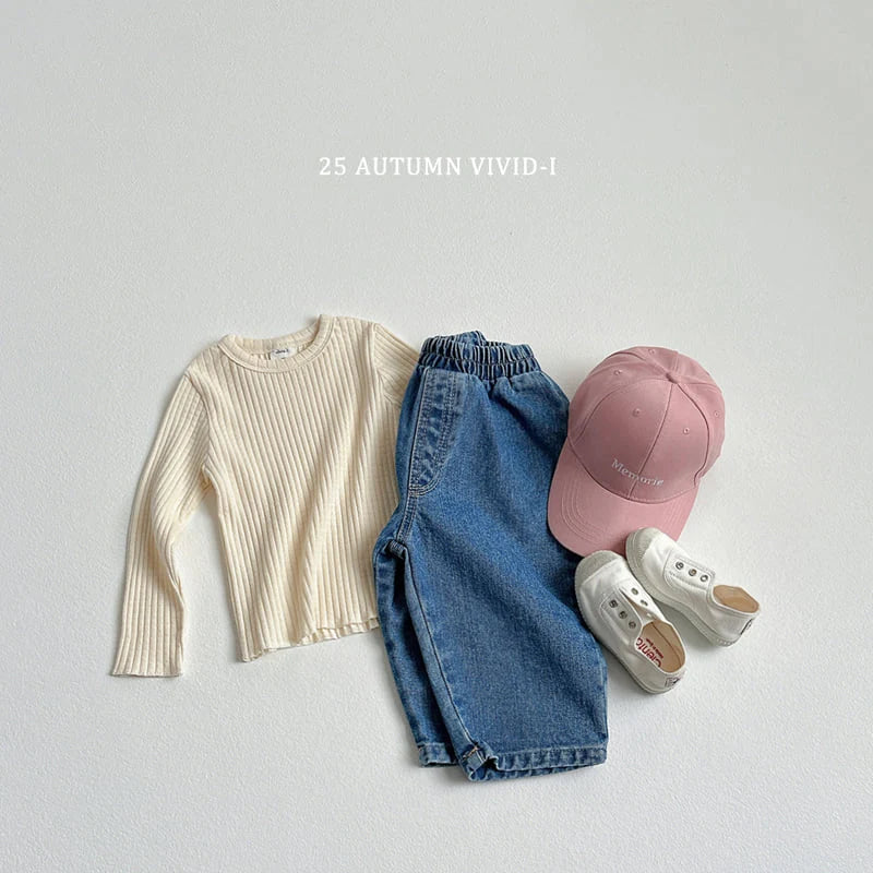 Simple Ribbed Tee