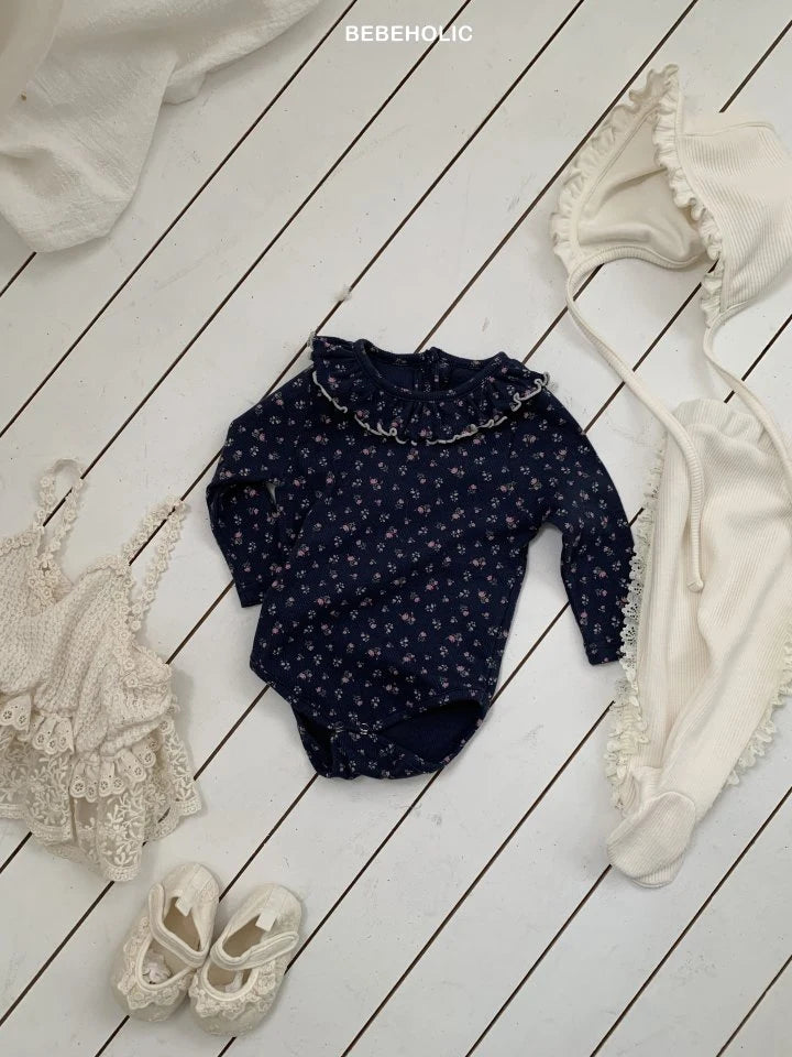 Pauline Suit4_byLittleFox_jetztvorbestellen