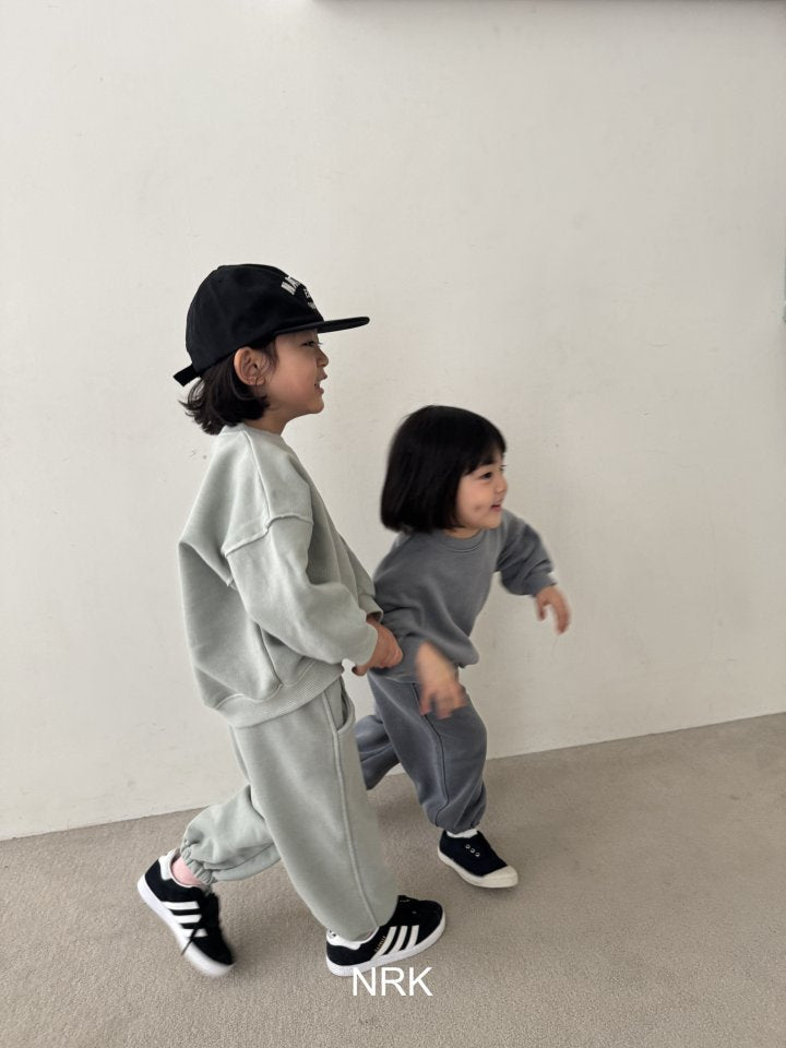 Pigment Jogger Pants1_byLittleFox_jetztvorbestellen