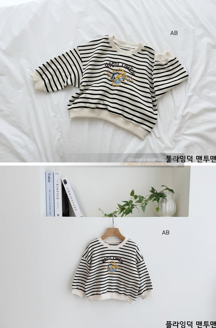 Little Foxx – Flying Duck Sweatshirt