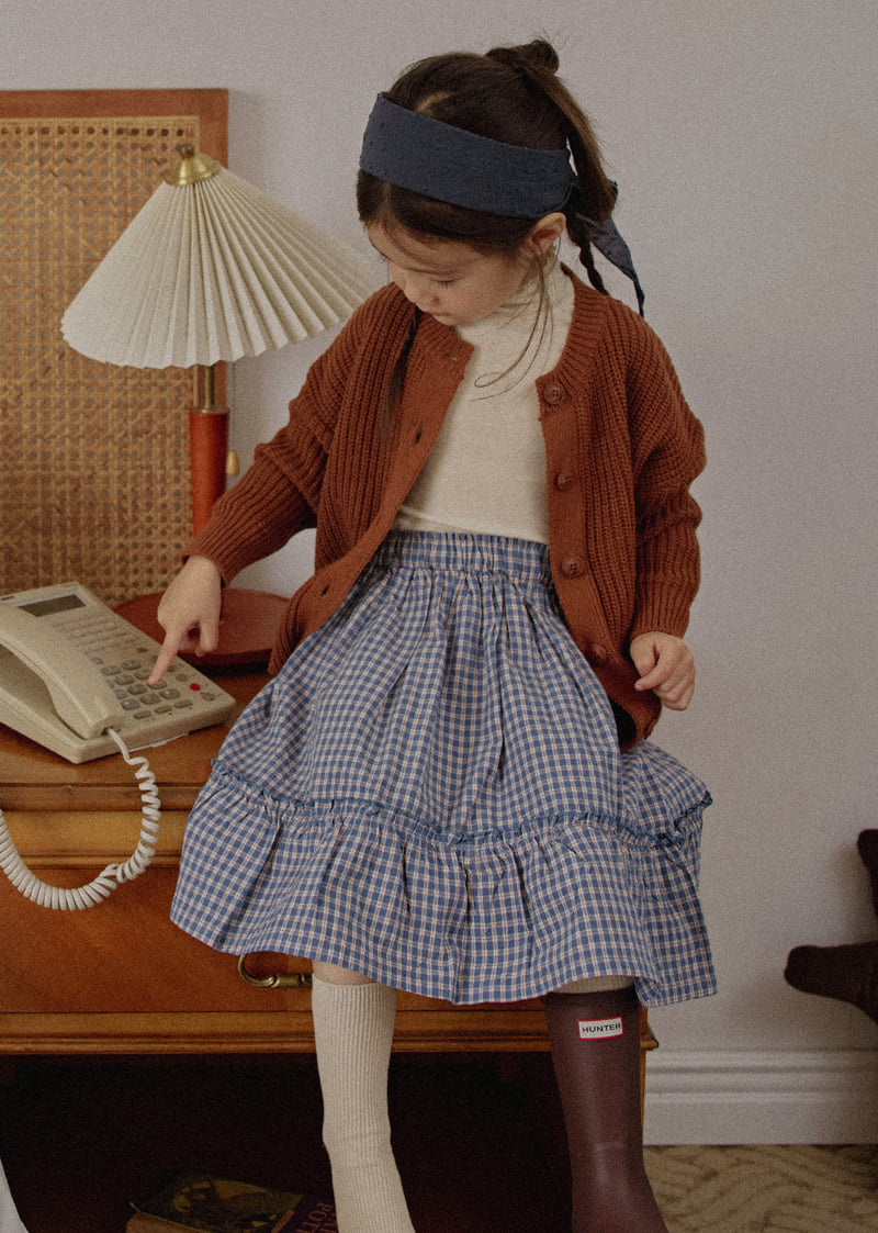 Little Foxx – From Check Skirt