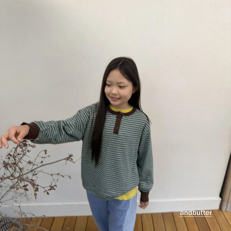 Little Foxx – Pepero Henley Tee