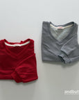 Little Foxx – Soft V-Neck Sweatshirt