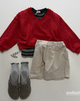 Little Foxx – Soft V-Neck Sweatshirt