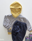 Little Foxx – Soft V-Neck Sweatshirt