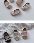 Little Foxx – Small Ribbon Angel Shoes