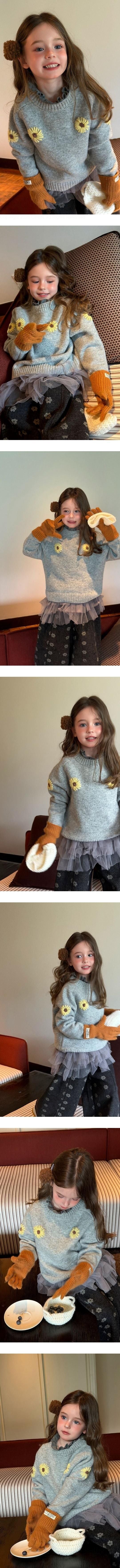 Little Foxx – Yellow Daisy Knit