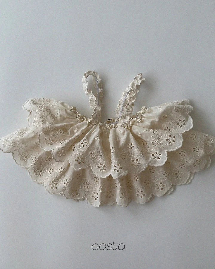 Little Foxx – Lace Cancan Blouse