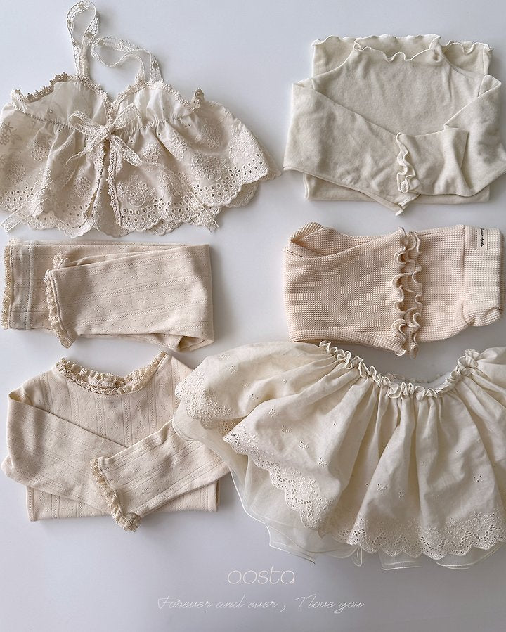 Little Foxx – Lace Bustier
