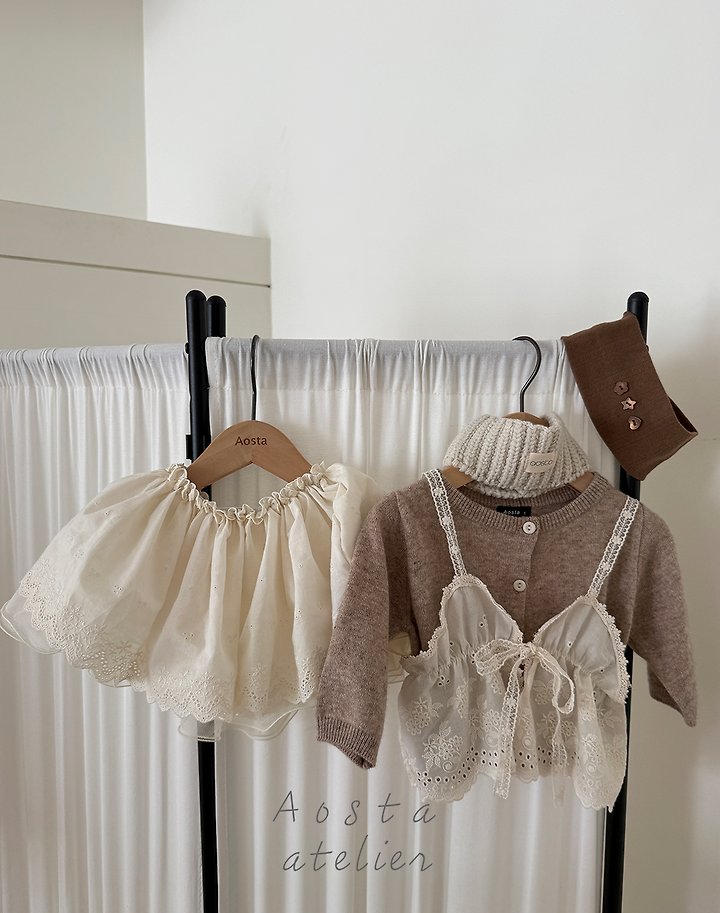 Little Foxx – Lace Bustier
